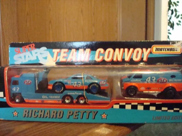 /img/49775-matchbox-car-after-restoration.webp