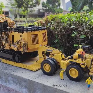 /img/49782-diecast-brand-komatsu.webp