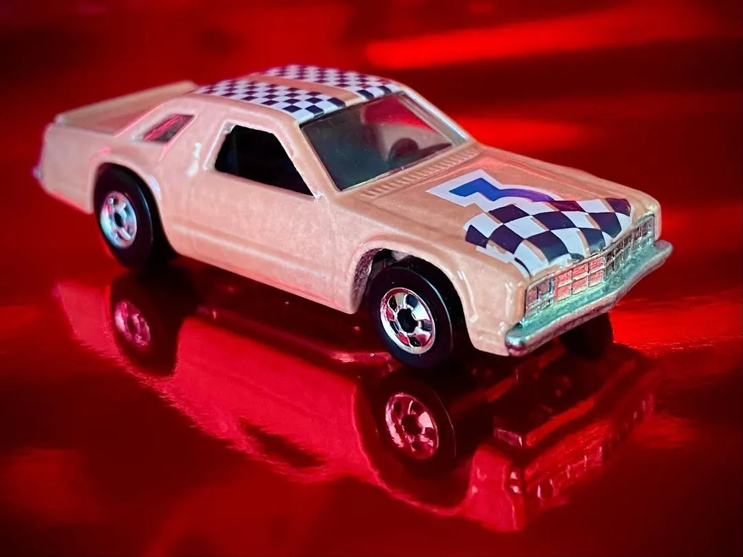 49793 south texas hot wheels display