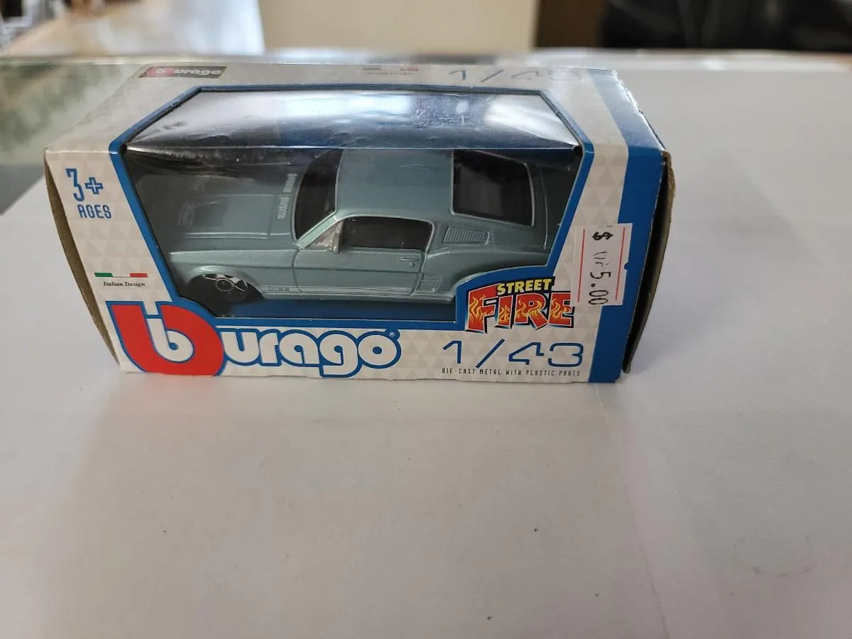 49794 diecast detailing