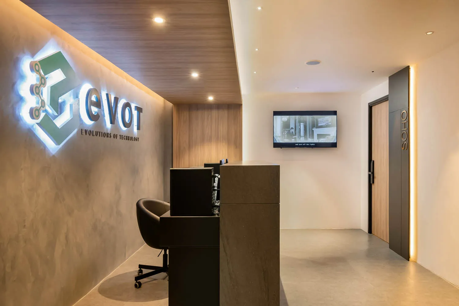 49795 evot diecast model 1