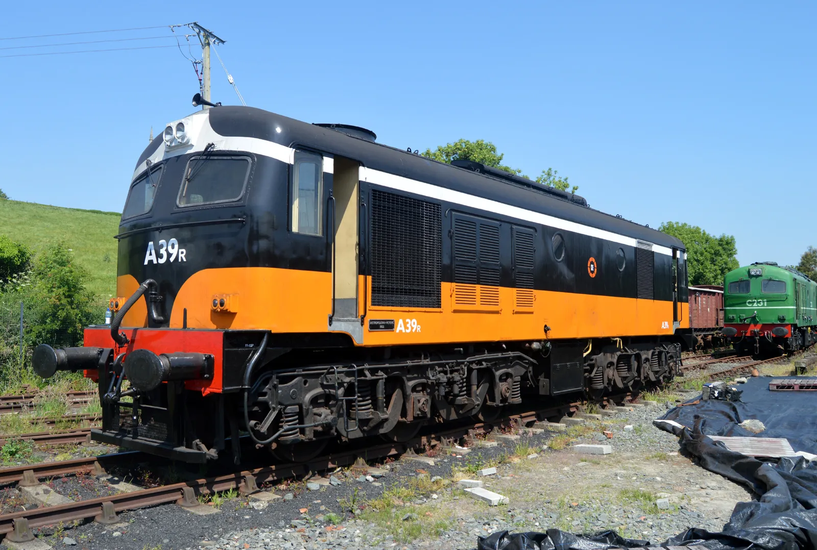 49804 hattons diecast passenger cars