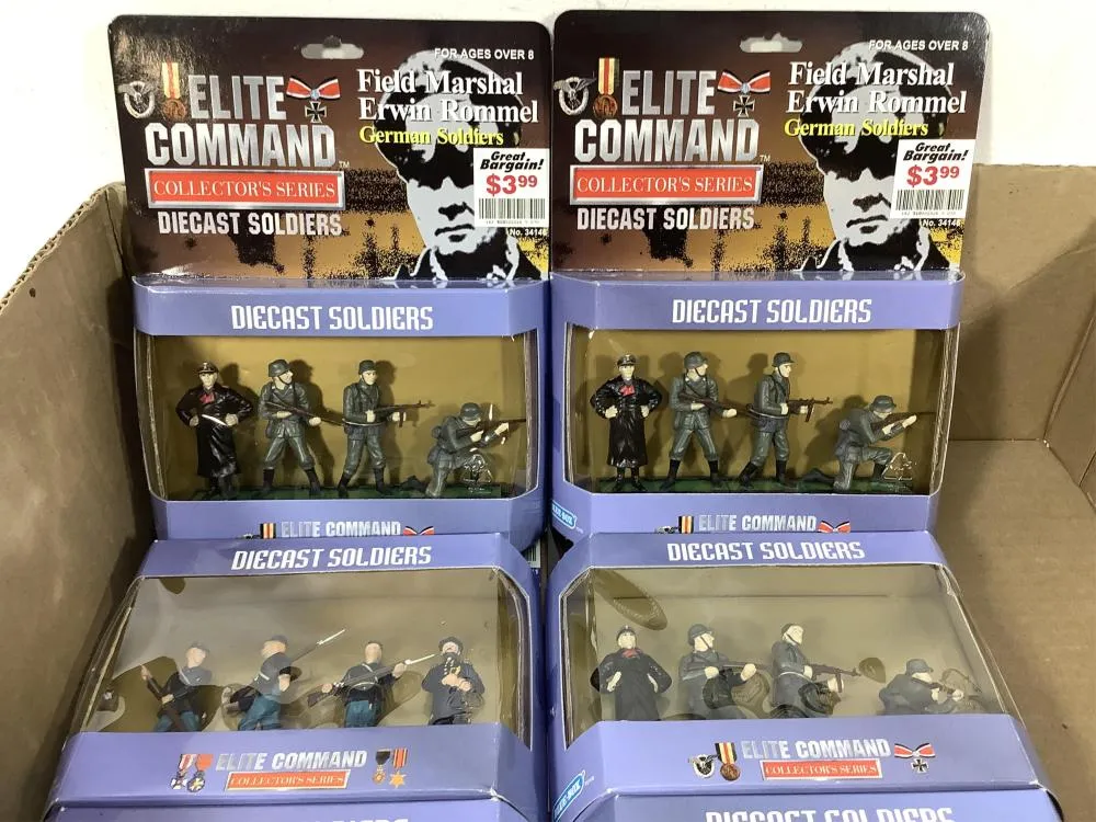 49807 elite series stormtrooper diecast pose