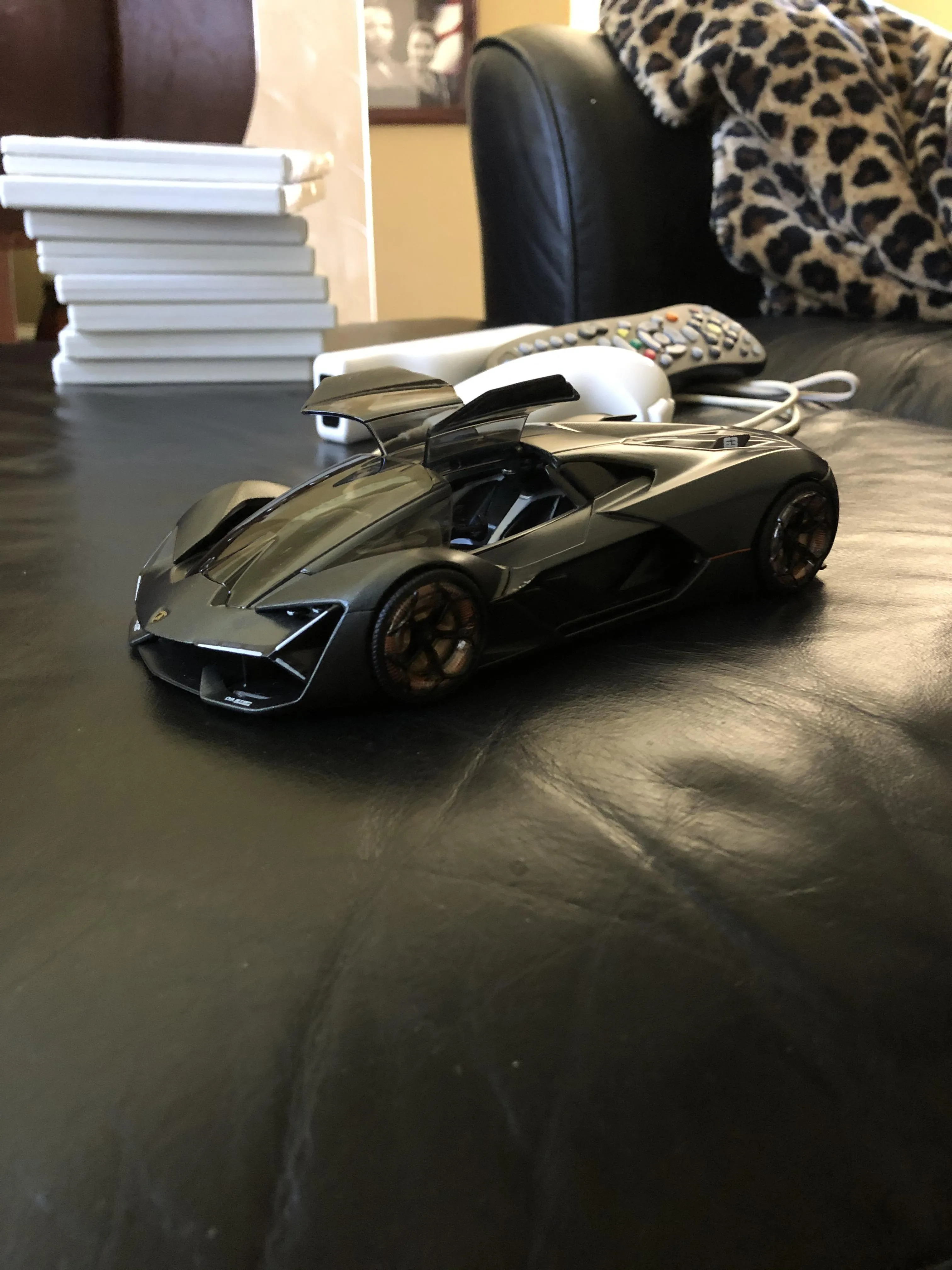 49811 diecast electric car materials