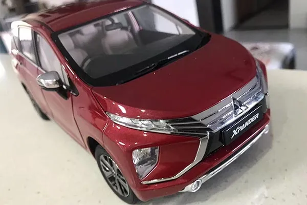 49818 xpander diecast engine