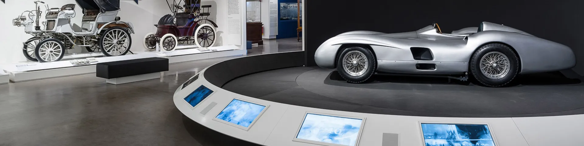 49827 diecast car turntable stable