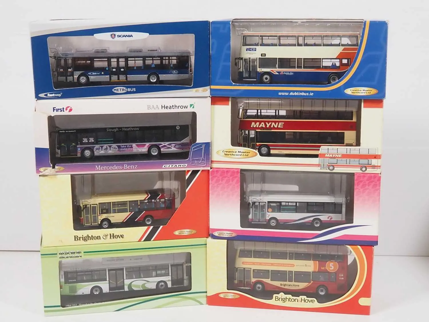 /img/49879-diecast-bus-brands.webp