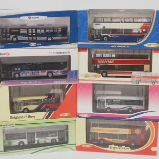 /img/49879-diecast-bus-brands.webp