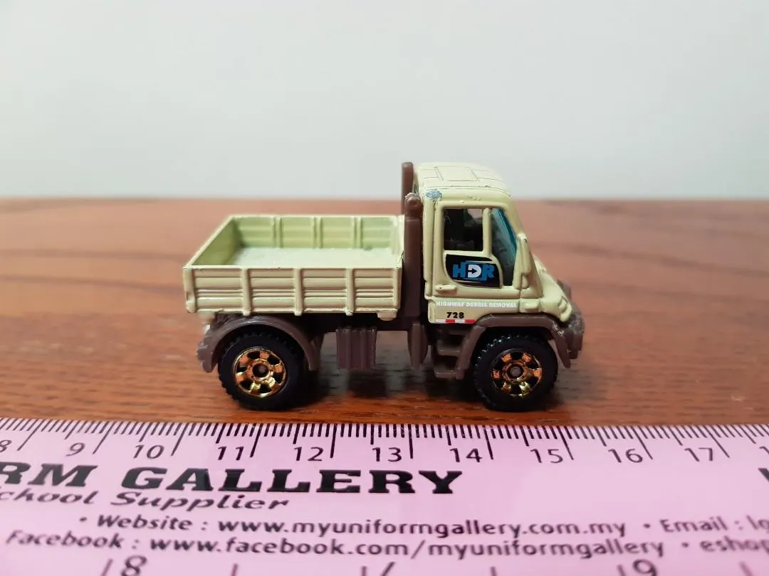 49891 unimog diecast packaging