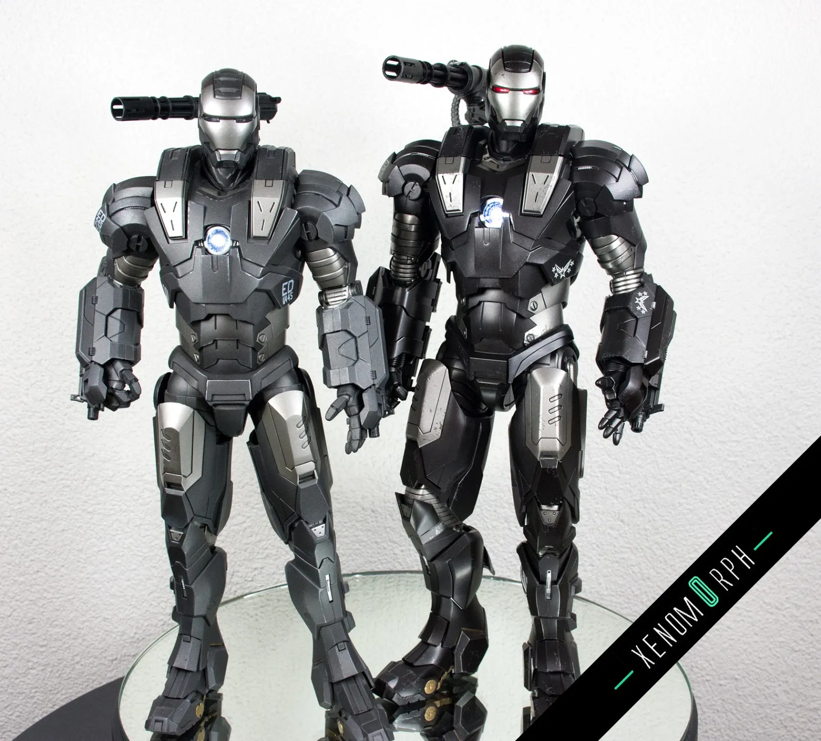 /img/49896-war-machine-mark1-diecast-display.webp