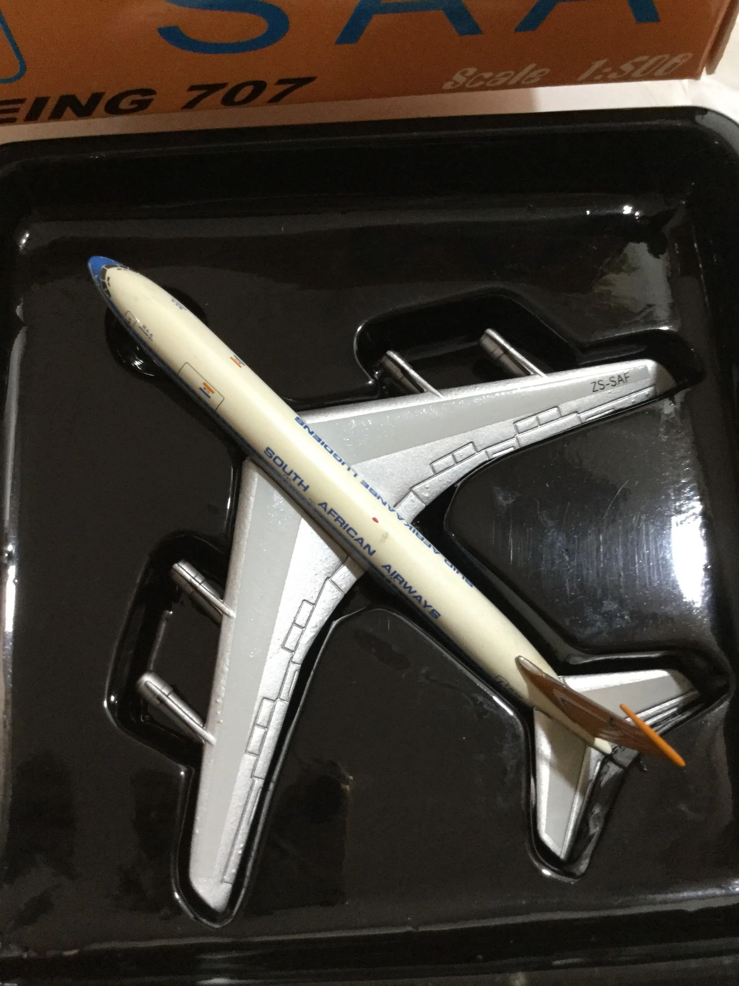 49924 diecast 707 collectibility