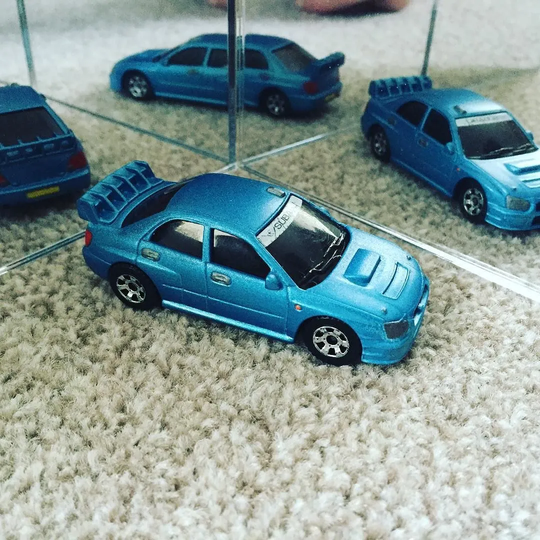 49936 subaru legacy diecast