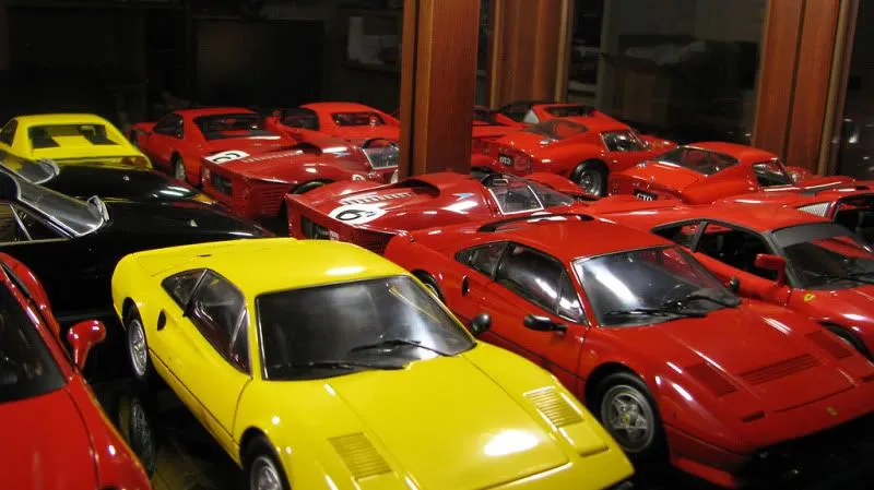 /img/49940-370z-diecast-collection.webp