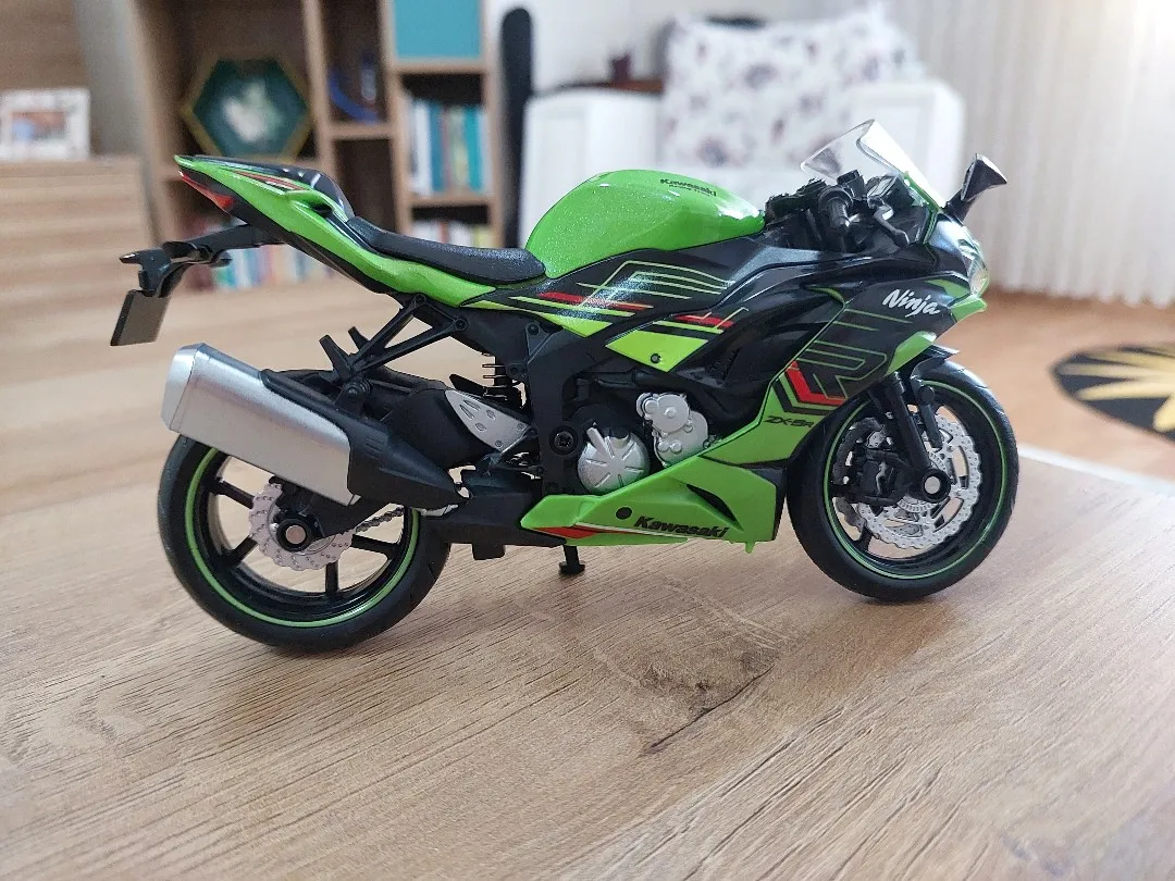 49961 zx6r diecast model 3