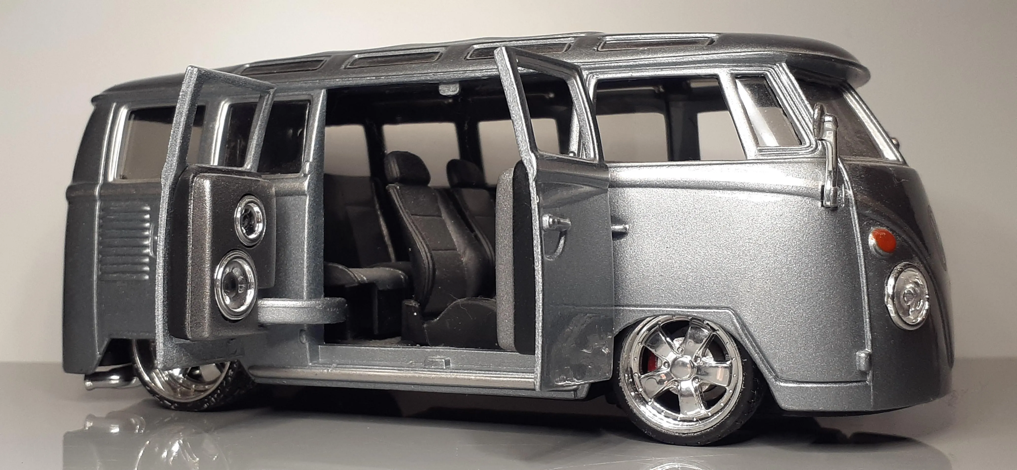 49963 diecast metal car garage intro