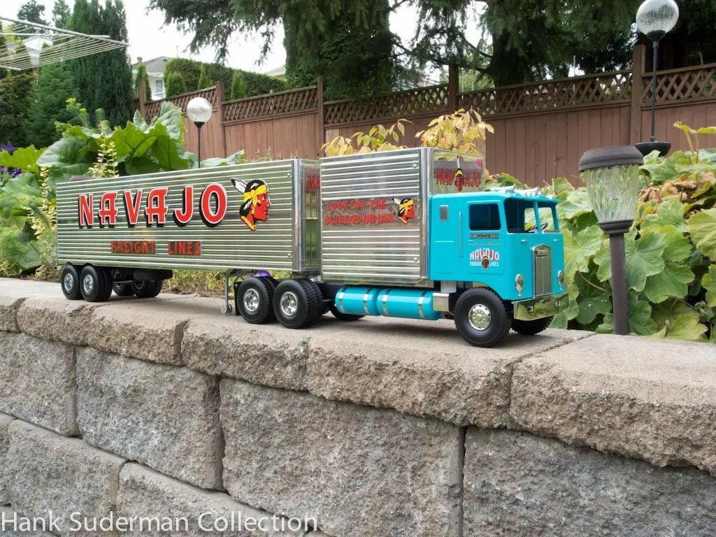 49964 diecast truck scale