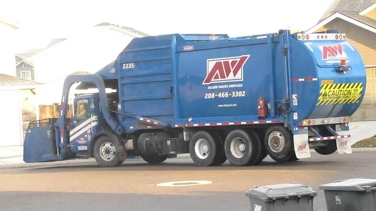 50005 allied waste truck model 2